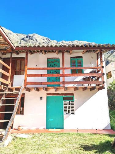 Ollantaytambo House | Casita en Ollantaytambo con vista a las montañas