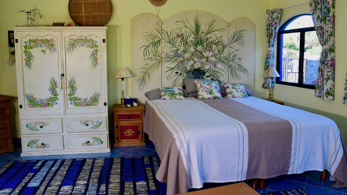 Los Barriles Cottage | Casita La Pajarita- Beautiful Casita Little Bird, located near a wonderful beach