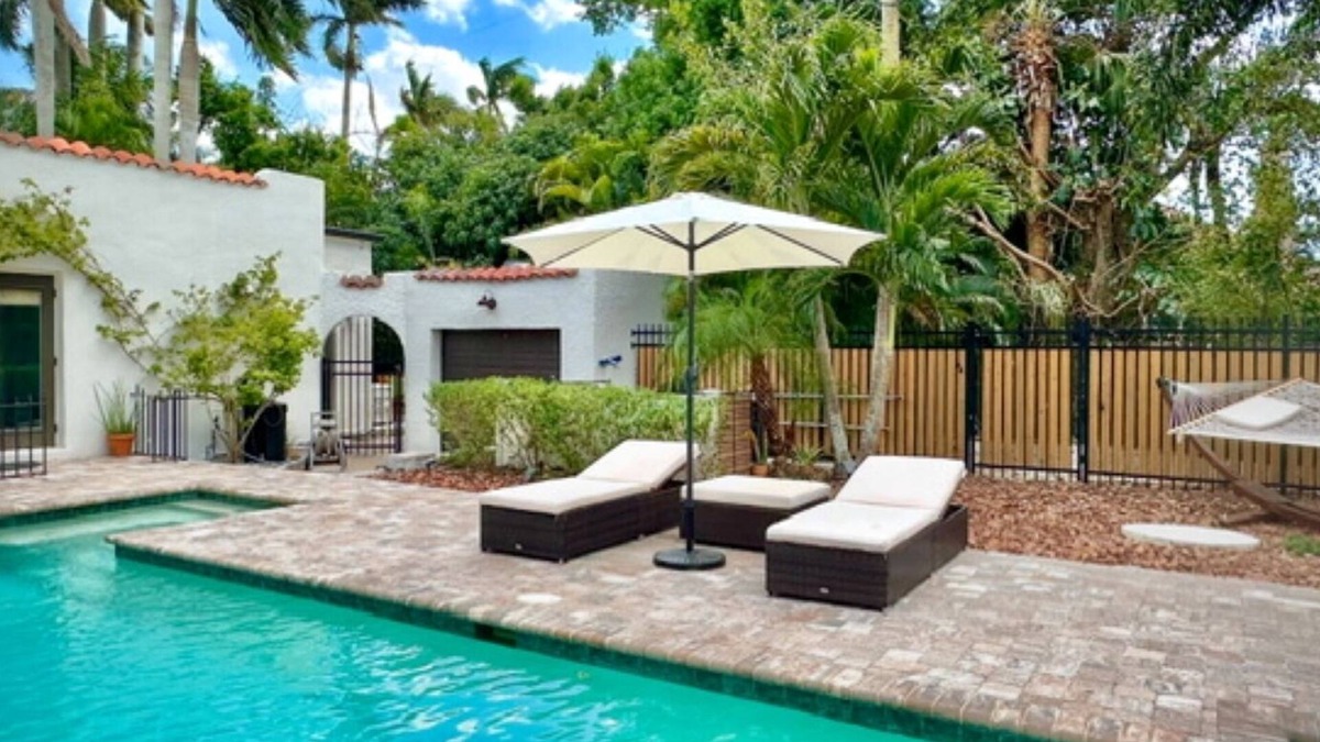Altamont Manor House | Casita near Downtown Fort Myers
