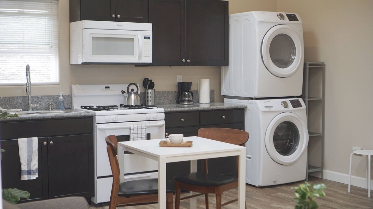 Lincoln Acres Apartment | Casita Sol - Bright Modern Private 10 mins to downtown