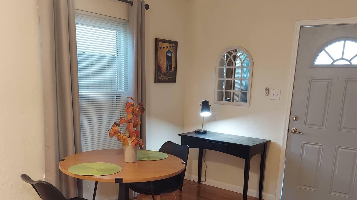 East Las Vegas Apartment | Casita Verde located in a Historic Neighborhood