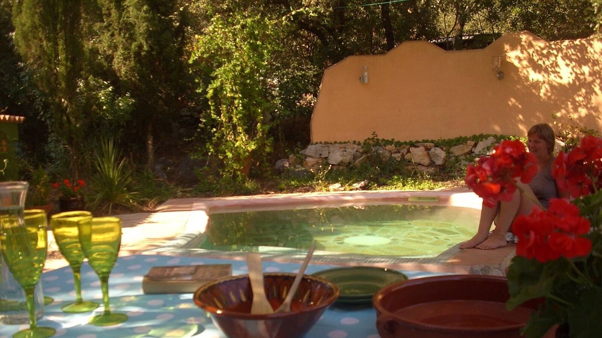 Zafarraya Cottage | Casita with mountain views, jacuzzi and pool