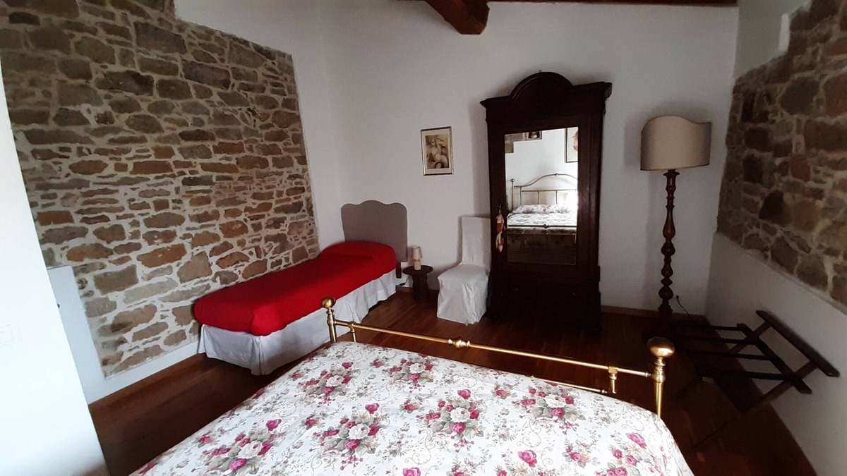Porrena House | Casolare Giovangrande Poppi Tuscany "Lo Scoiattolo"