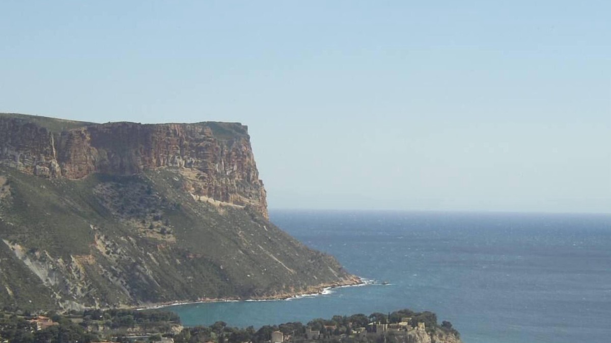 Cassis Apartment | CASSIS APARTMENT WITH TERRACE - SEA VIEW CAP CANAILLE - SWIMMING POOL + GARAGE