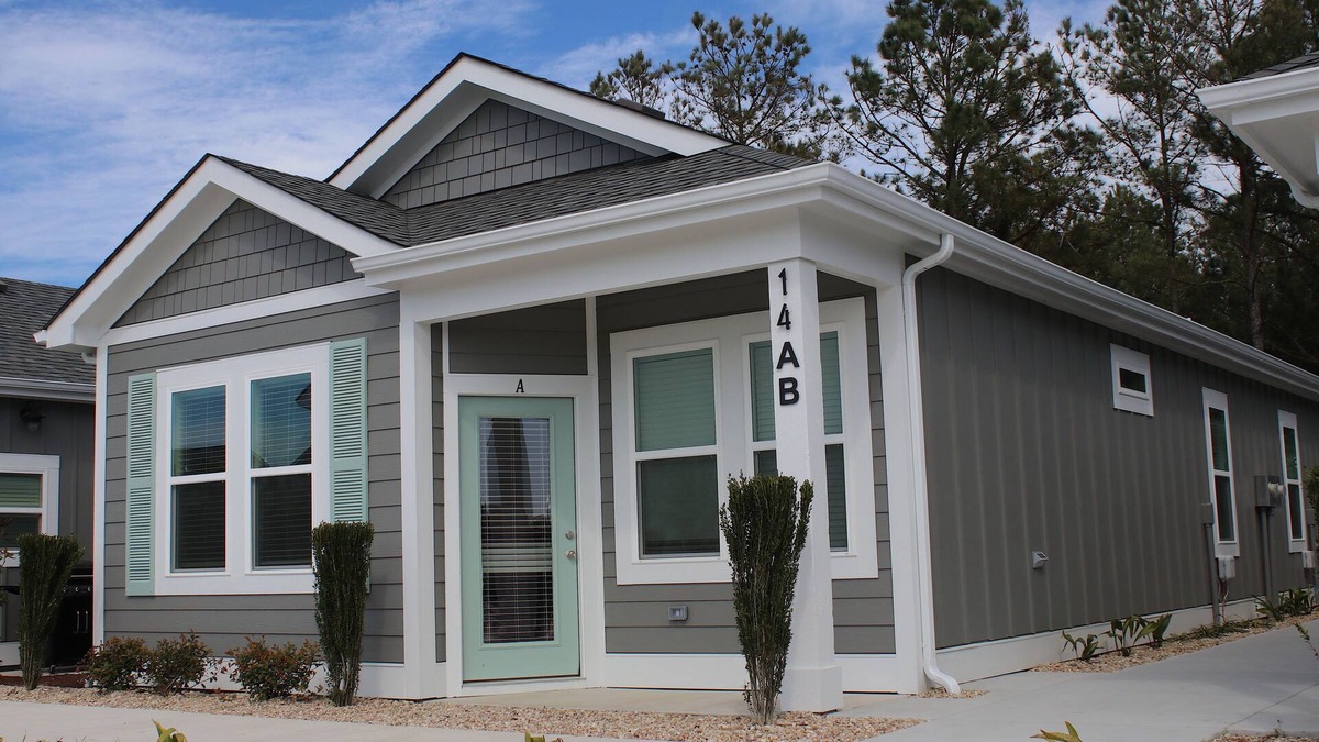Corolla Light Condo | Cast A Wave at Beacon Quarters of Corolla 2 Bedroom Condo