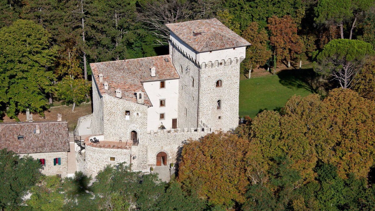 Monteluiano Villa | Castello degli Arcieri - Homelike Villas