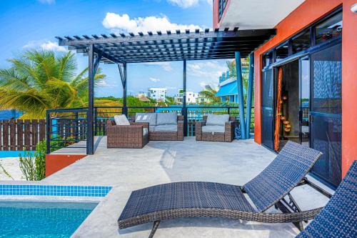 San Pedro Villa | Castillo Hunab Ku