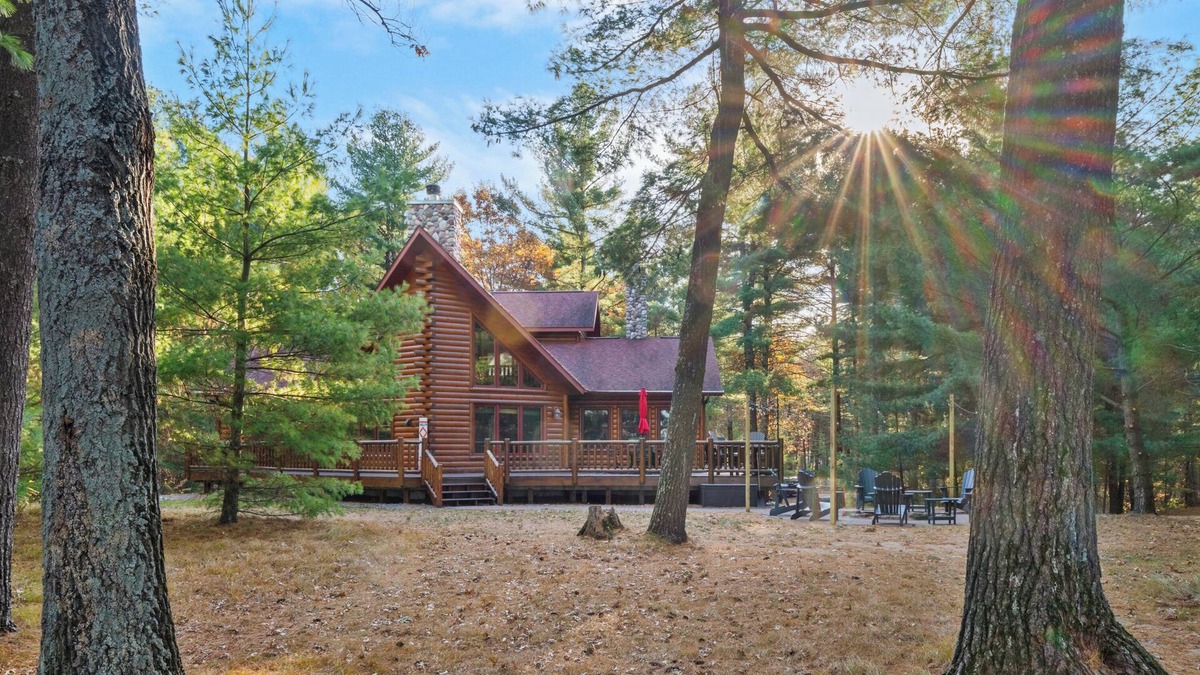 Friendship Cabin | Castle Rock Lake,Games,Bar,Fireplaces & Fire Pits