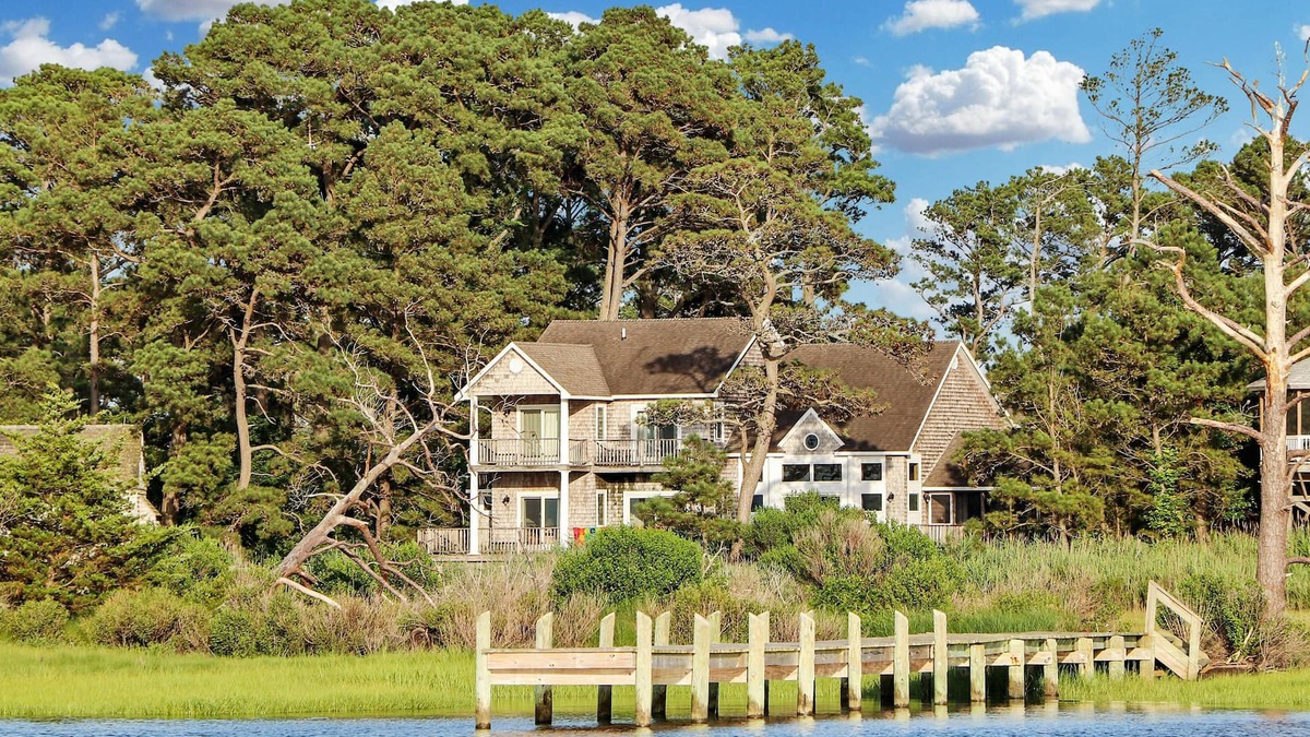 Chincoteague House | Castlebar - Luxury waterfront home w/Private dock!