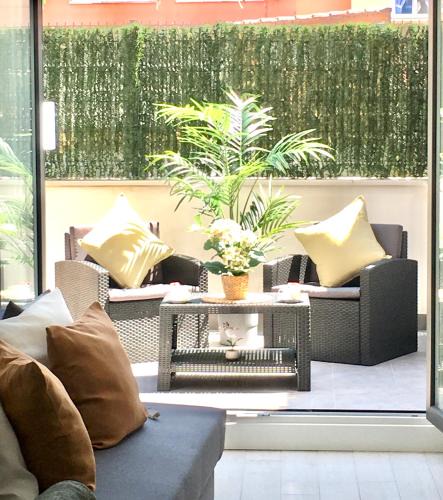Castro Urdiales Apartment | Castro Holidays - Apto D Céntrico Terraza con Garaje Gratis