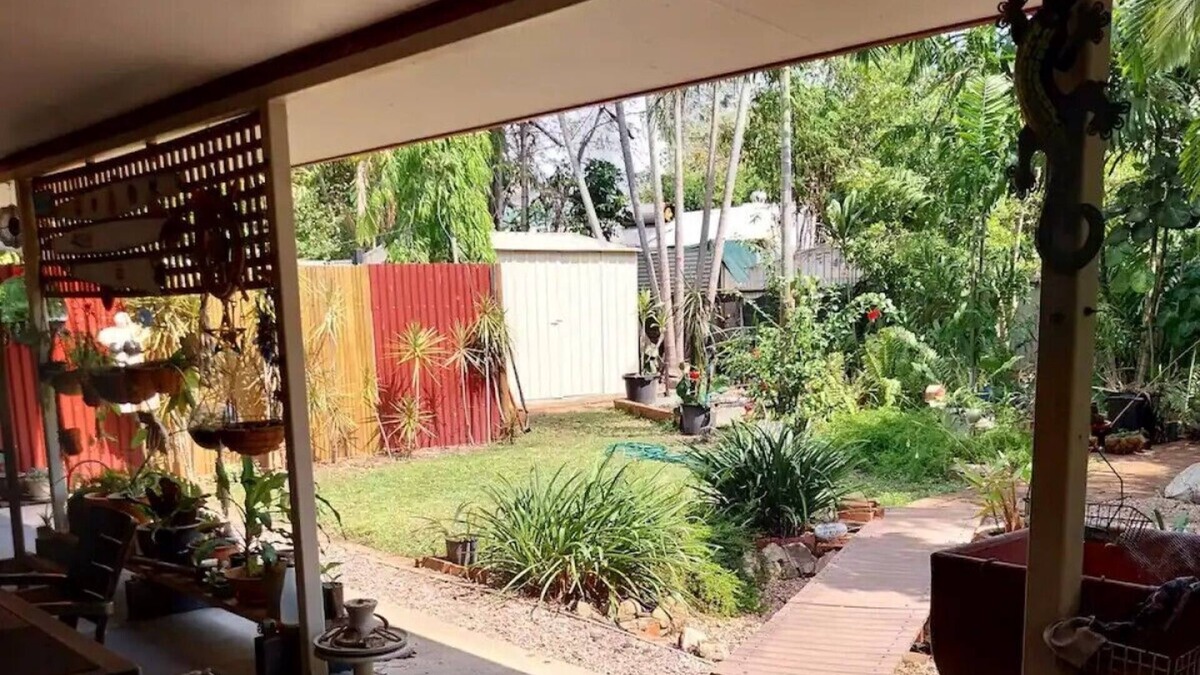 Wanguri House | Casuarina garden retreat