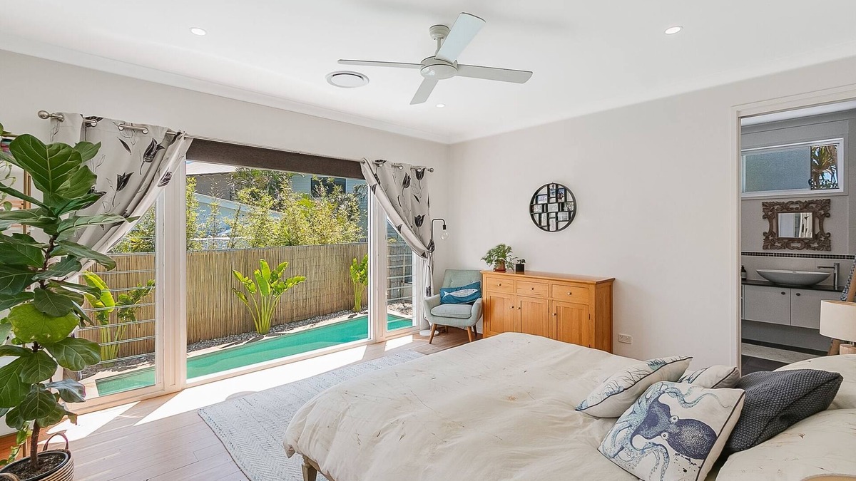 Casuarina House | Casuarina Lux House - 4BR Pet-Friendly Beach House by uHoliday