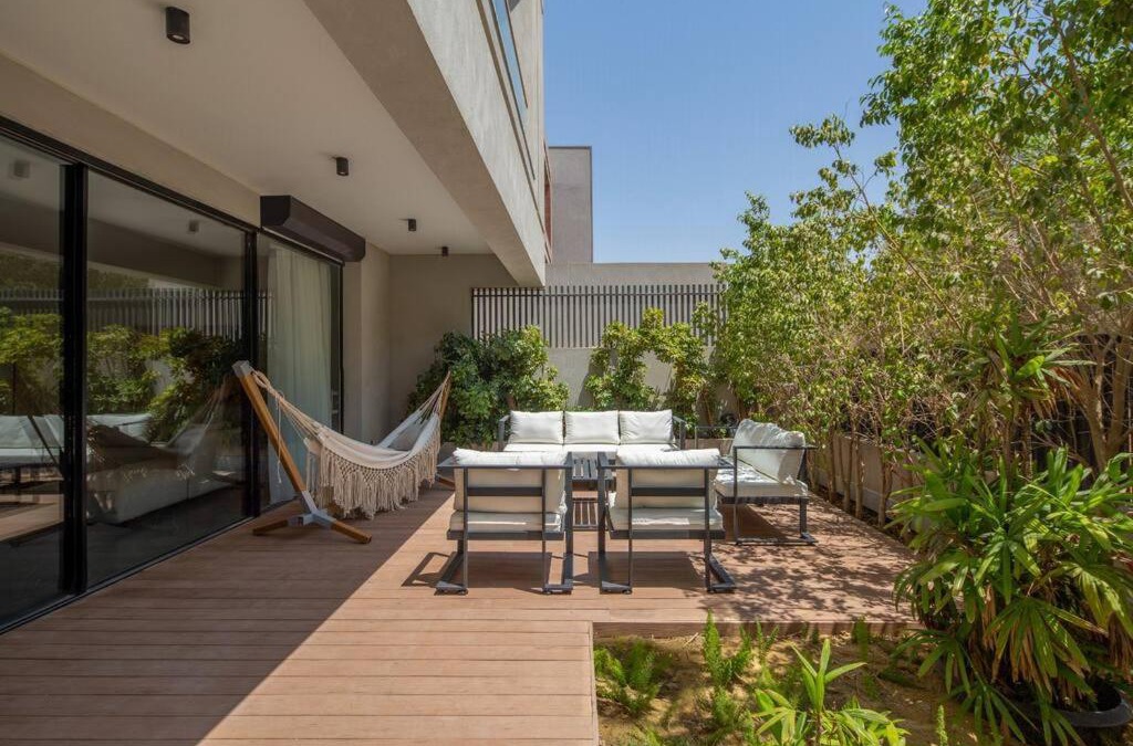 Cairo Apartment | Catalina at West Golf Extension