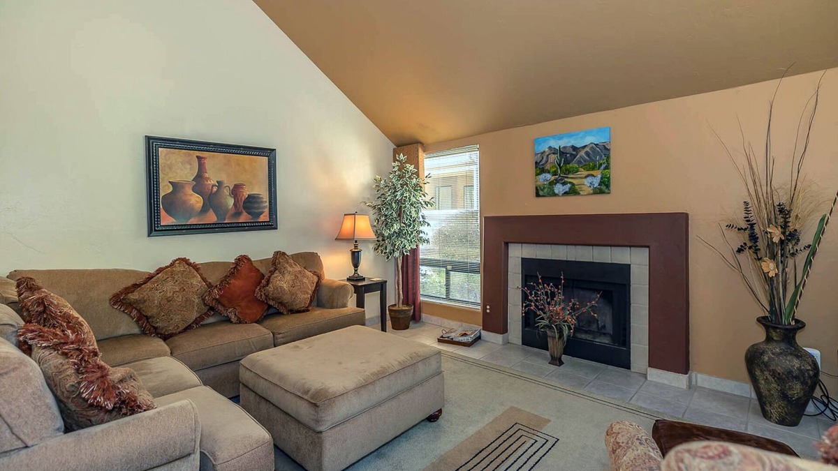 Skyline Bel Air Estates Condo | Catalina Foothills Retreat