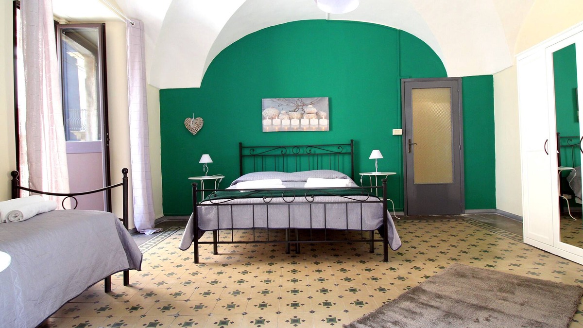 Old Town House | Catania Flavors, city center.