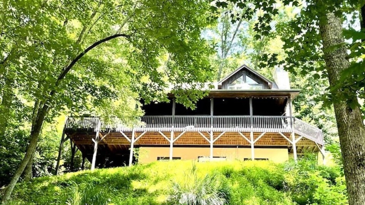 Old Fort Cabin | Catawba Falls Cabin! Renovated, Luxury, Outdoor Sauna/Shower, Starlink