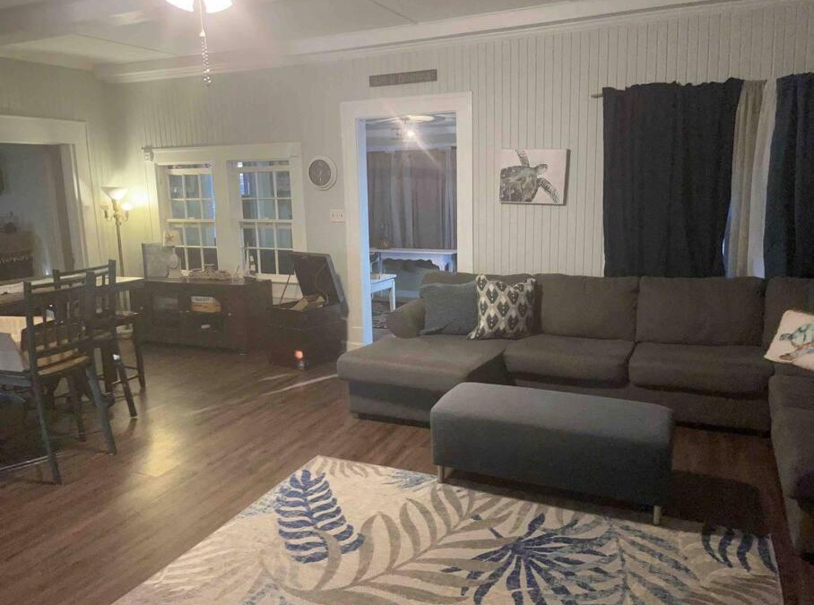 La Porte House | Cathy's Cottage By The Bay