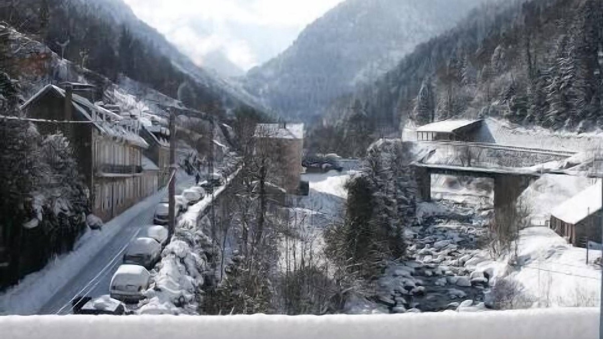 Cauterets Apartment | CAUTERETS - PYRENEES - APARTMENT RENTAL - T2 Bis