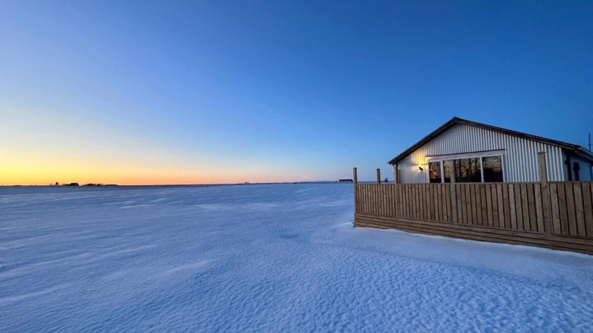 Hella Cabin | Cave Cabins