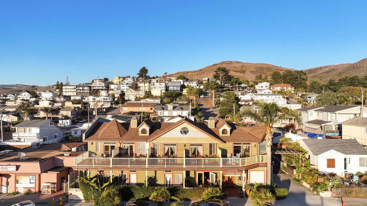 Cayucos Bed & Breakfast | Cayucos Sunset Inn B&B