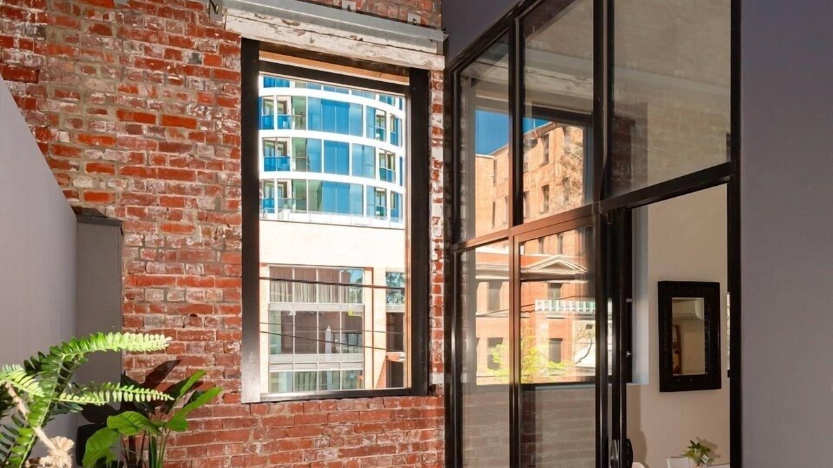 Melbourne Central Business District Apartment | CBD 2BR Loft Walk to Marvel & Sth Cross