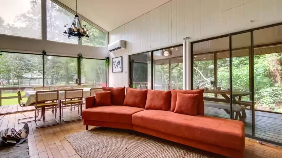 Rehoboth Beach Cabin | Cecelia's Retreat - 3-bedroom mid century secluded lewes beach cabin