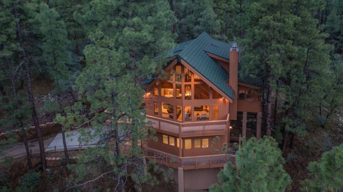 Prescott Cabin | Cedar Cabin only 8 Minutes from Downtown Prescott
