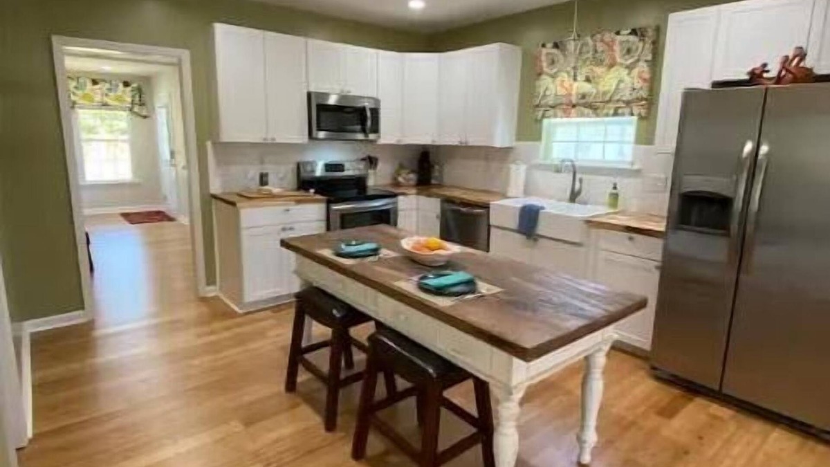 Aiken House | Cedar Cottage-Downtown Aiken/Polo/Horse District