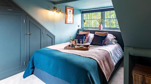Chipping Norton House | Cedar Cottage