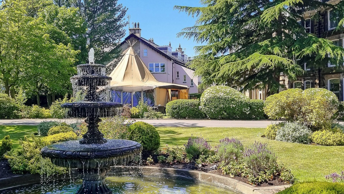 Harrogate Hotel | Cedar Court Harrogate