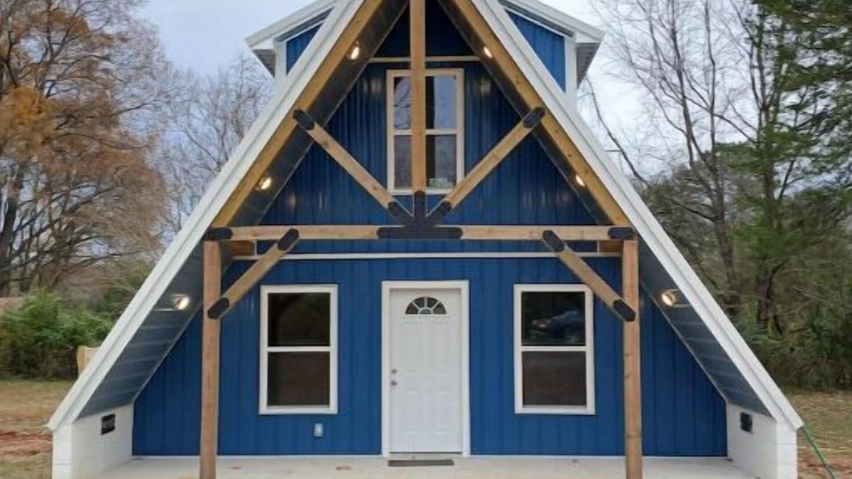 Clarksville House | Cedar Grove Rental A-frame