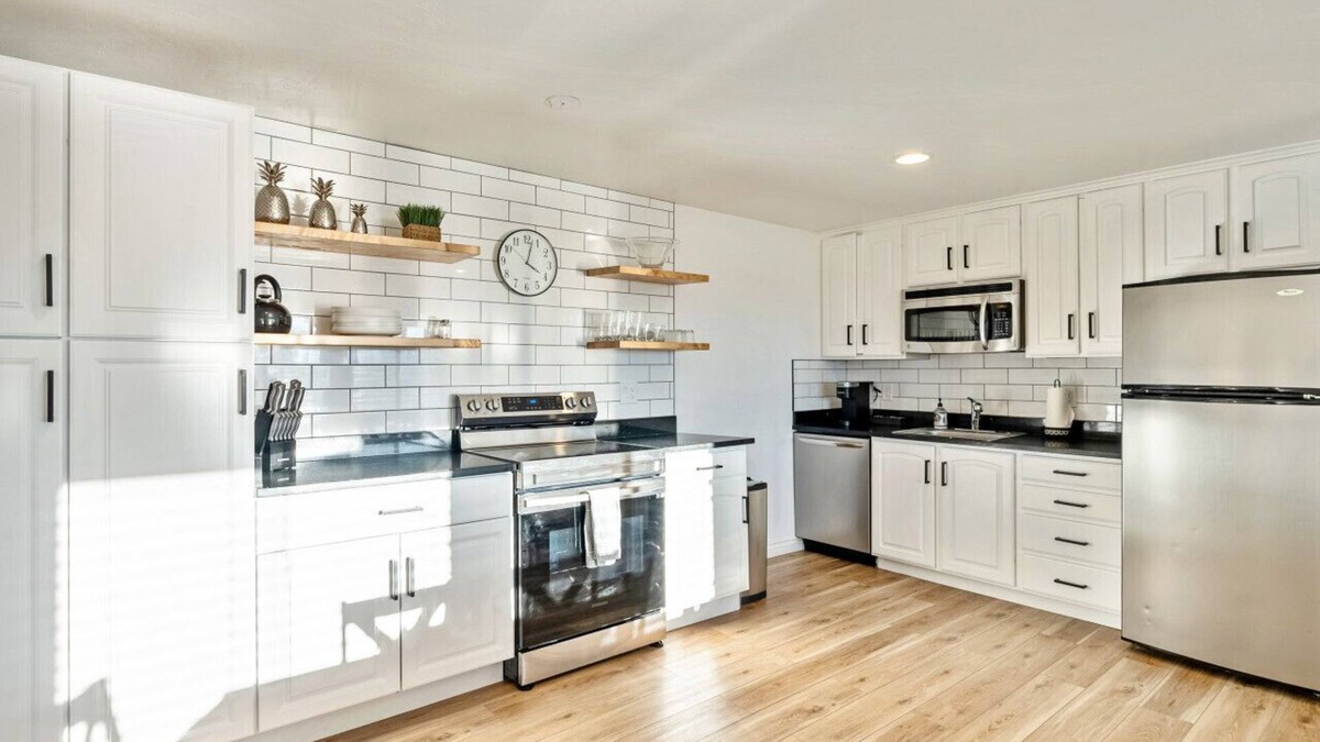 Cedar Hills Condo | Cedar Hills Haven | Patio | Sleeps 6 | VIEWS