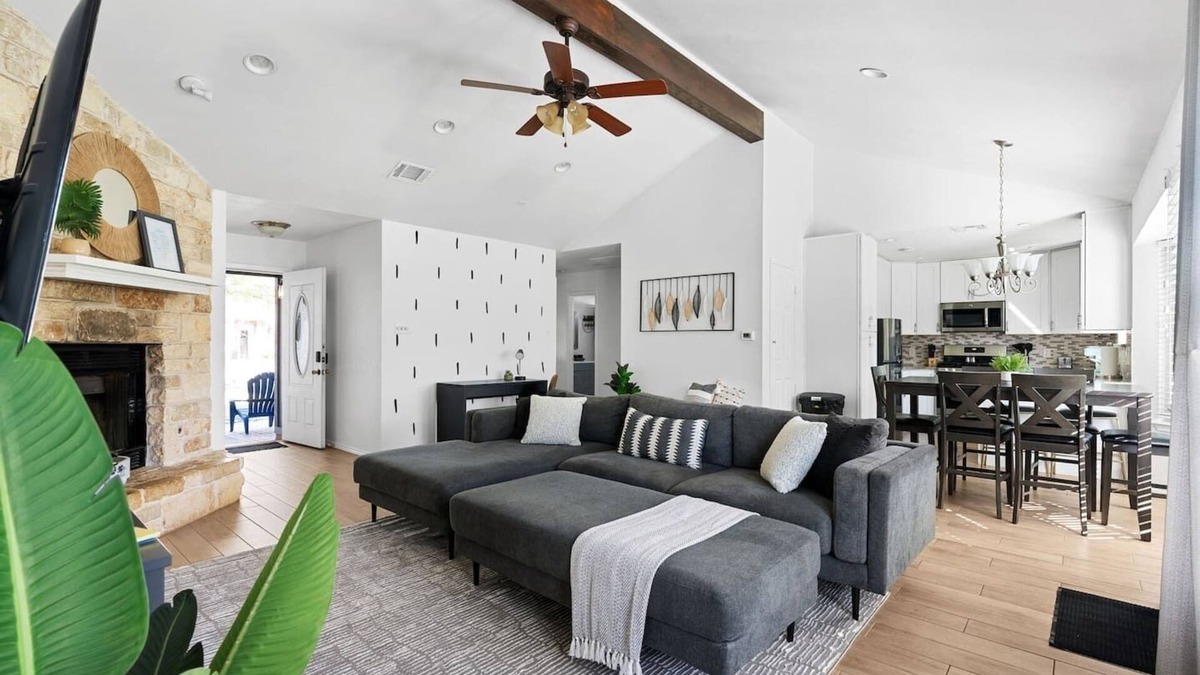 Cedar Park House | Cedar Park 4BR Retreat: Ping Pong Game Rm!