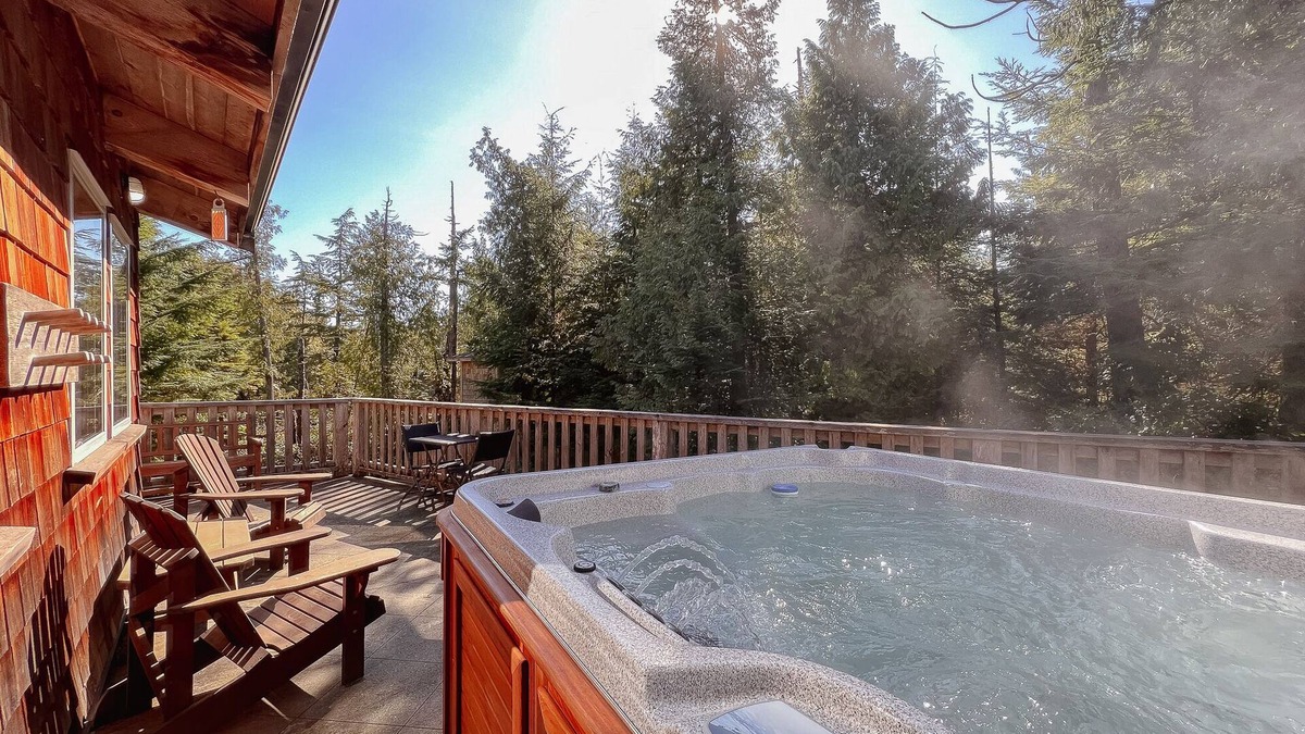 Tofino House | Cedar Sands-Cox Bay, Sauna, Hot Tub, Wood Fire Pit