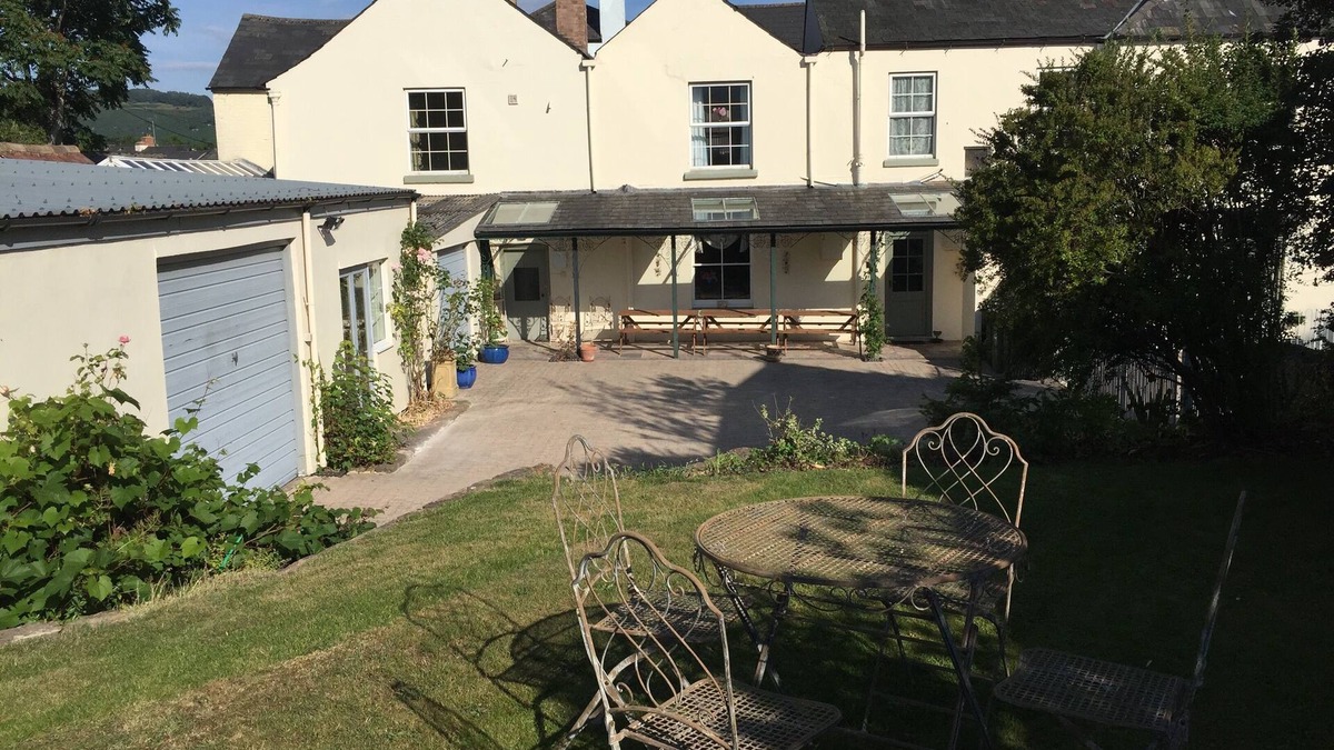 Whitchurch House | Cedars House - Wing of Georgian house, 6 bedrooms near Symonds Yat & River Wye.