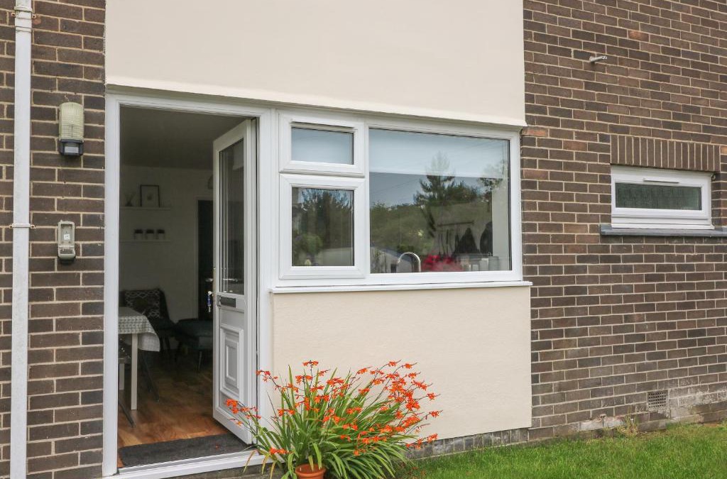 Llanllwchaiarn Apartment | Cei Bach