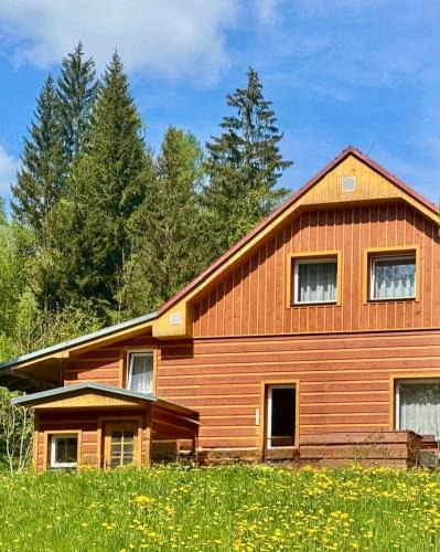 Dolni Dvur Ski Chalet | Celá Horská Chata Maty - až 25 lůžek