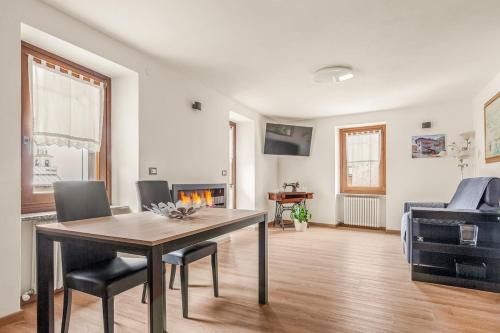 Celentino Apartment | Celentino Apartment - close to the ski slopes PEIO