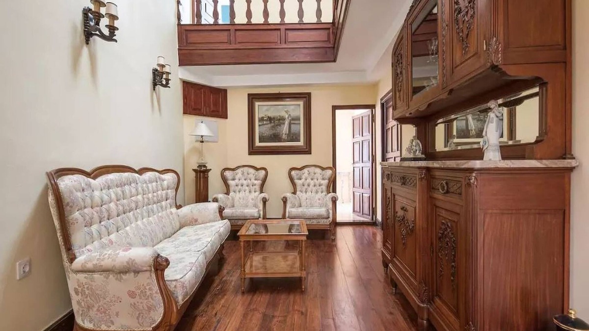Historical Center House | Central La Laguna Retreat
