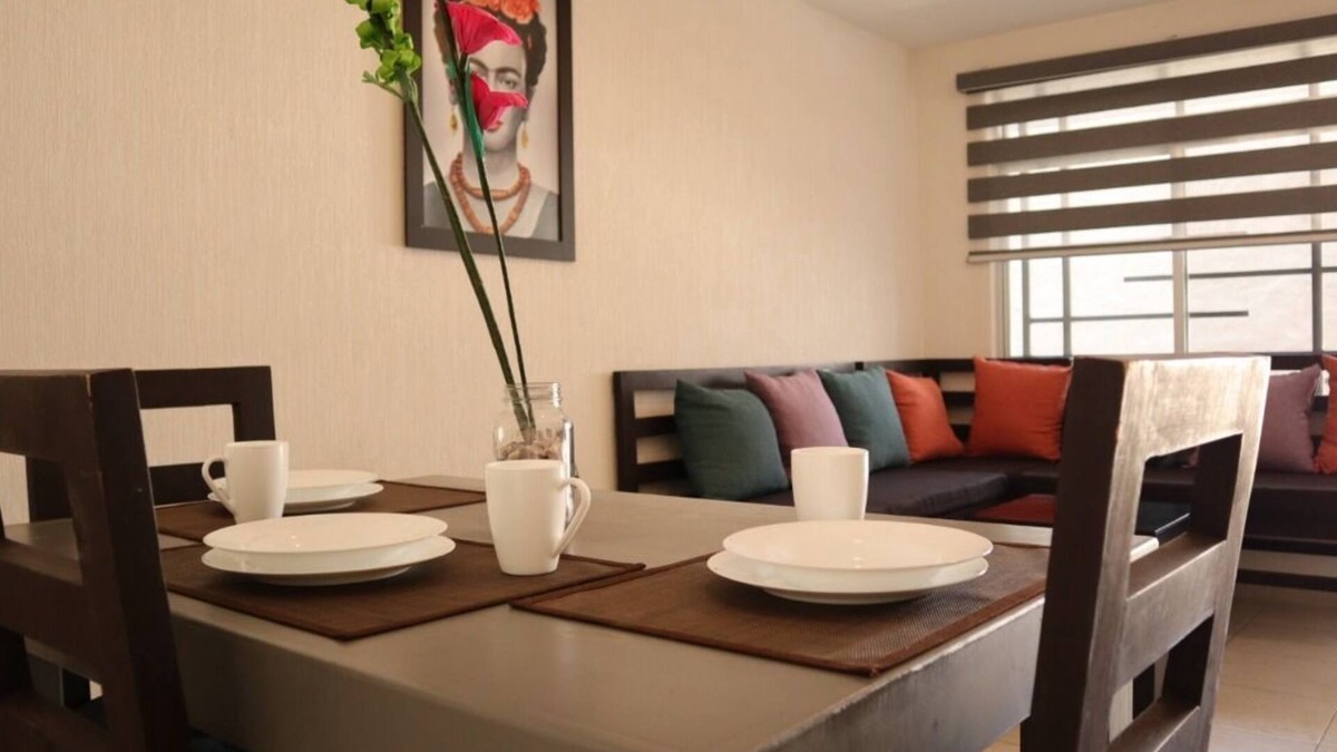 San Pedro Tlaquepaque Apartment | Centenario 203 Wifi> TV> Keyless> Wash/Dryer