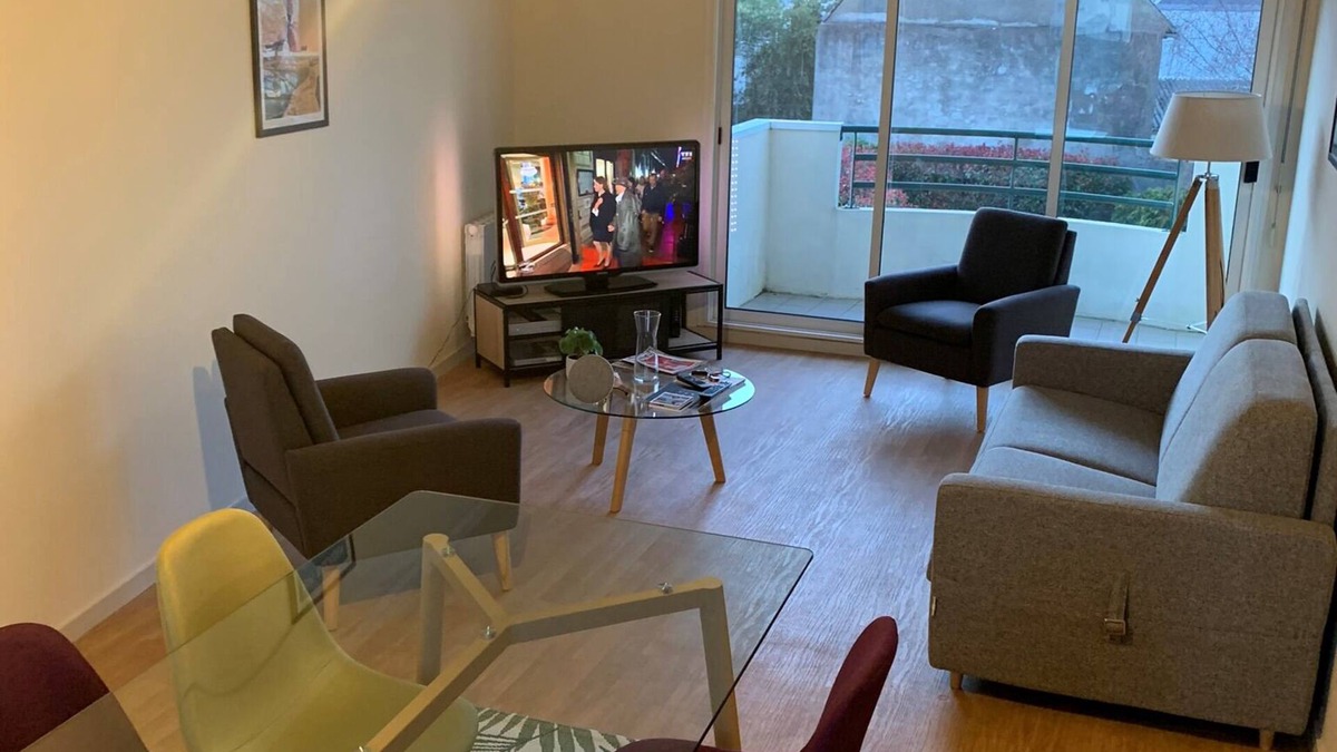 Vannes Apartment | Center 2 ch parking wifi