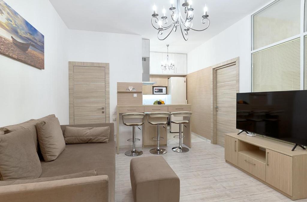 Pechers'kyi District Apartment | Center! 3 rooms modern designed appartment.
