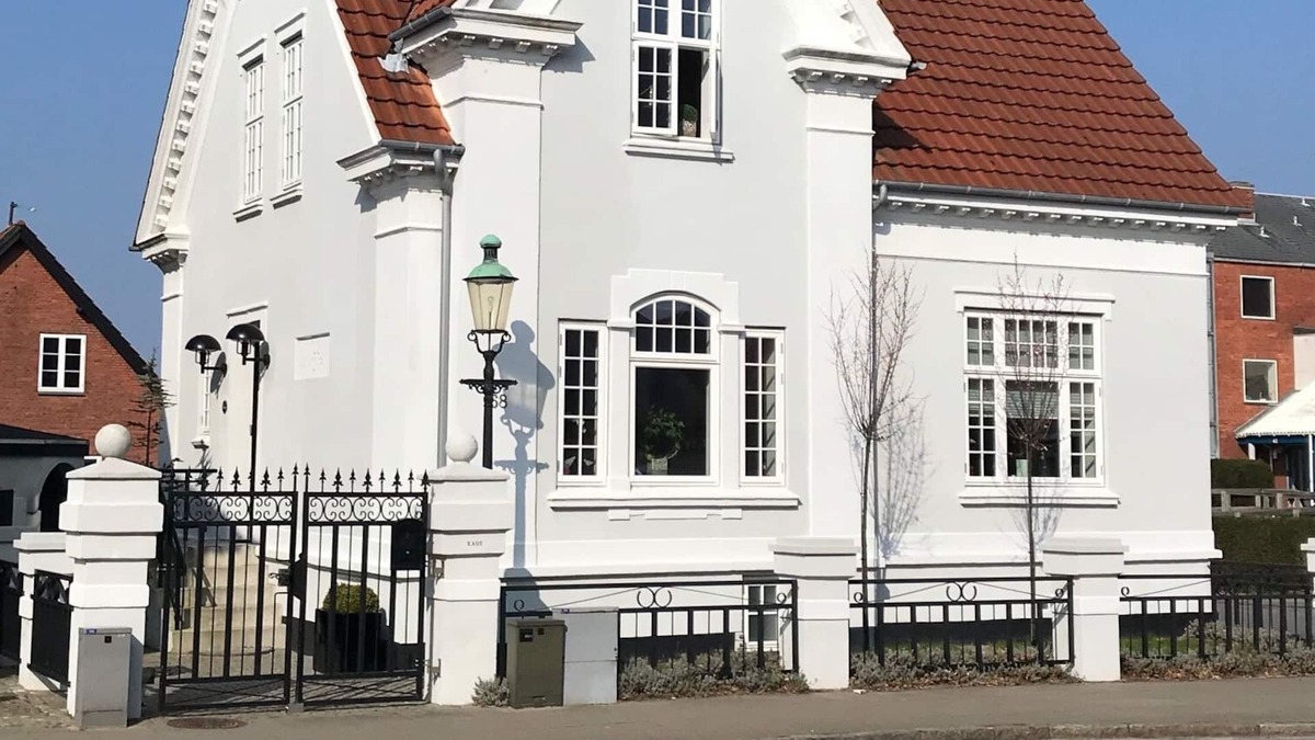 Esbjerg Apartment | Center of Esbjerg, with own entrance and bathroom