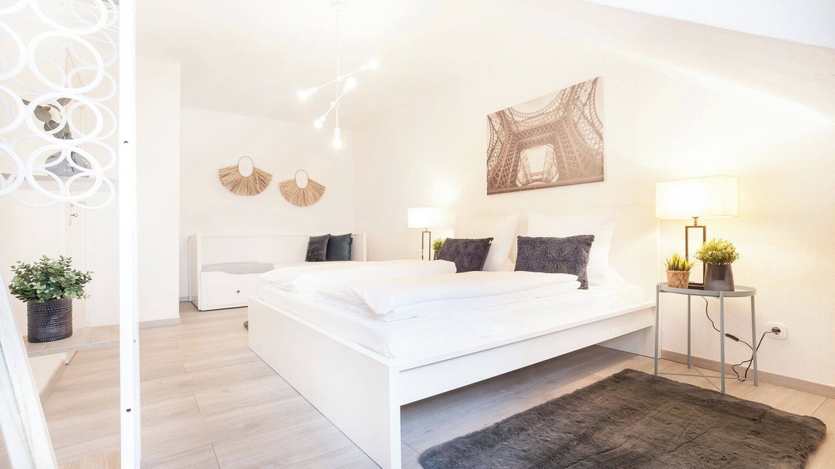 Suedviertel Apartment | CenterApartment | near Messe & Grugahalle & City