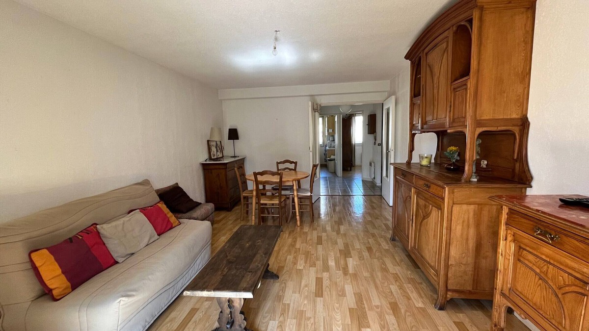 Barcelonnette Apartment | Central 1-BR Apartment with Balcony & View, Barcelonnette