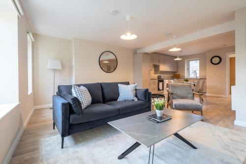 Drogheda Apartment | Central 2nd Floor Stylish 2-Bed Apartment