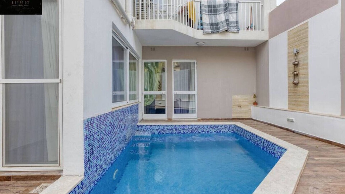 Tal-Ibrag Apartment | Central 4BR, massive APT with private POOL & BBQ