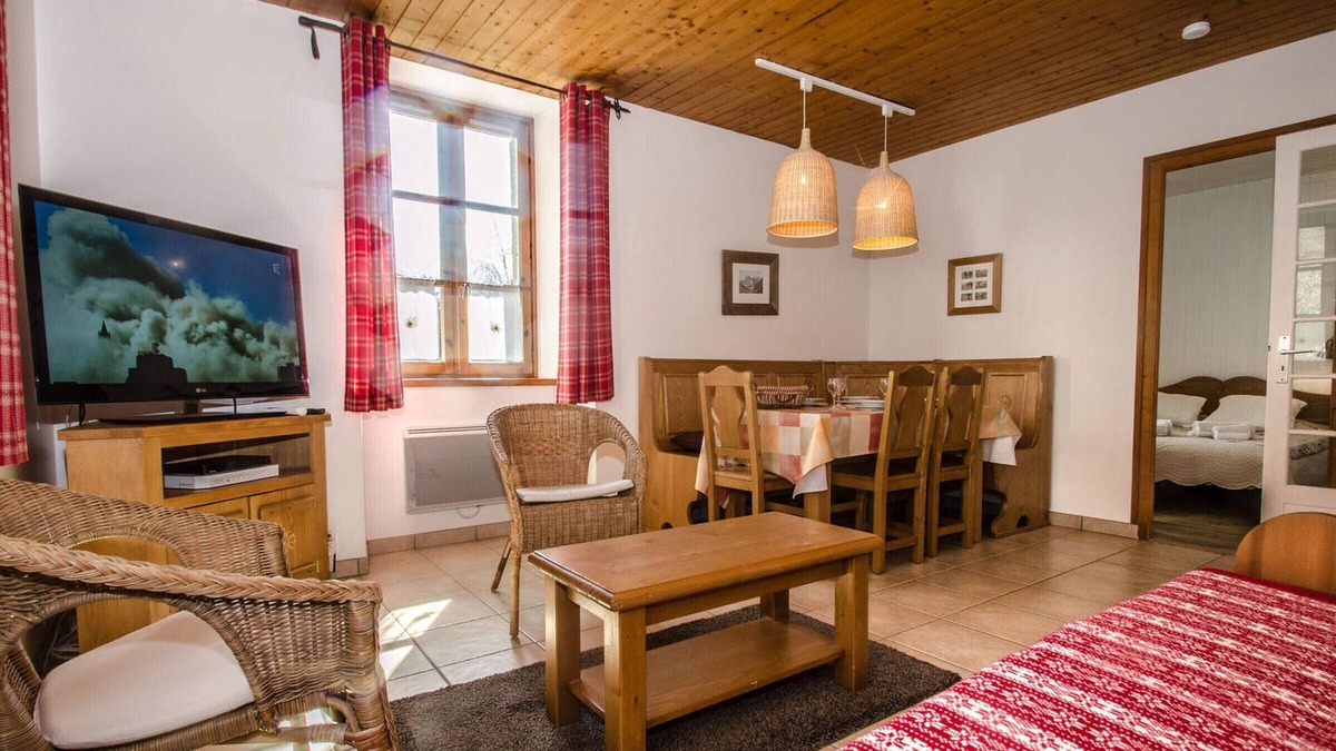 Chamonix City Centre Apartment | Central apartment in Chamonix with WiFi and pets allowed