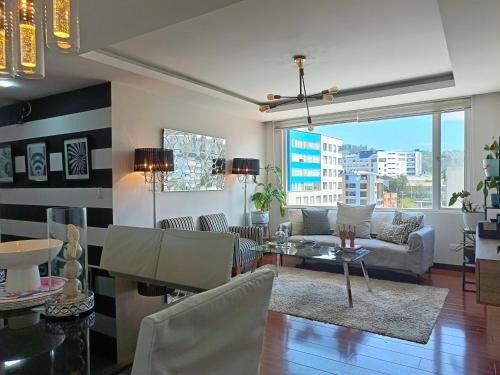 La Mariscal Apartment | CENTRAL Apartment, 3Beds - Balcony - Parking - 6thFLOOR