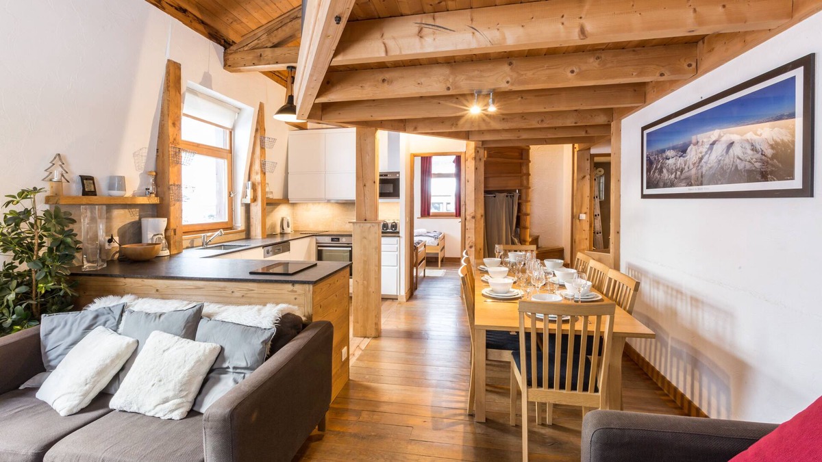 Chamonix City Centre Apartment | Central Chamonix 2 Bed Apartment